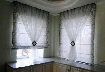 рулонные шторы на кухне